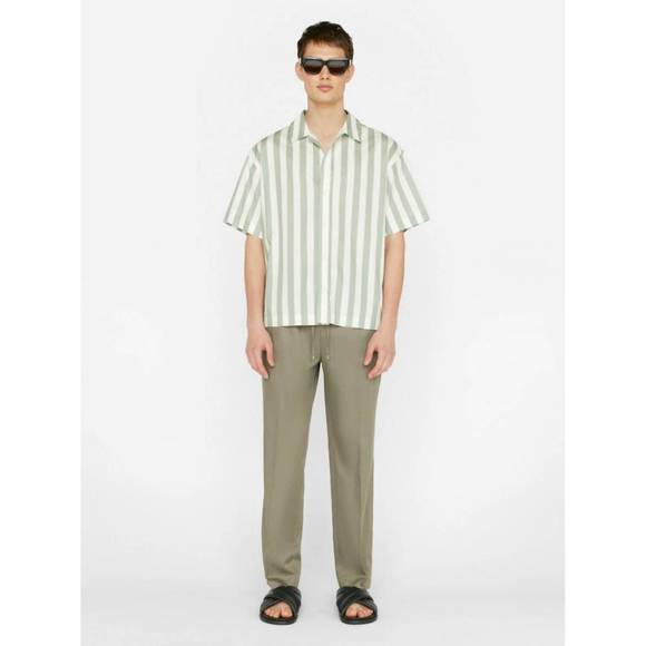 NEW FRAME traveler pant in desert sage - Picture 3 of 3